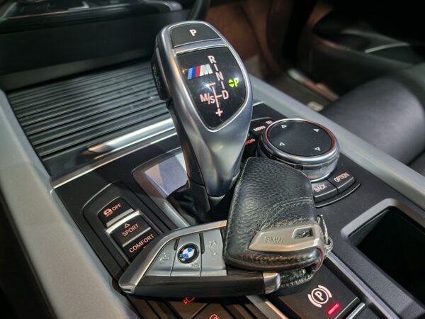 BMW X5 2016 - Image 16