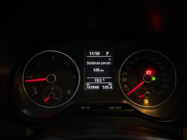 AMAROK 2015 - Imagem 13