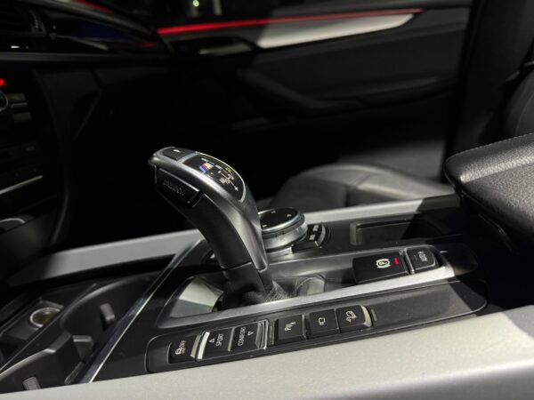 BMW 5X XDRIVE 30D 2016 - Image 12