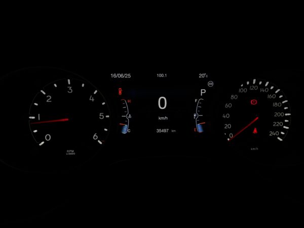 COMPASS LONGITUDE 2021 - Imagem 11