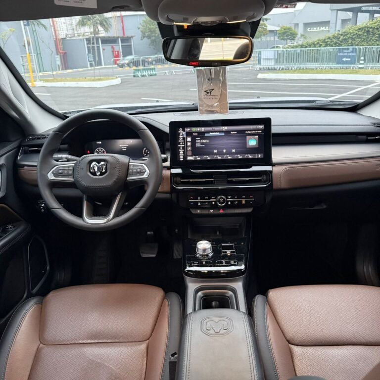 WhatsApp Image 2025-10-15 at 17.47.04 (2)