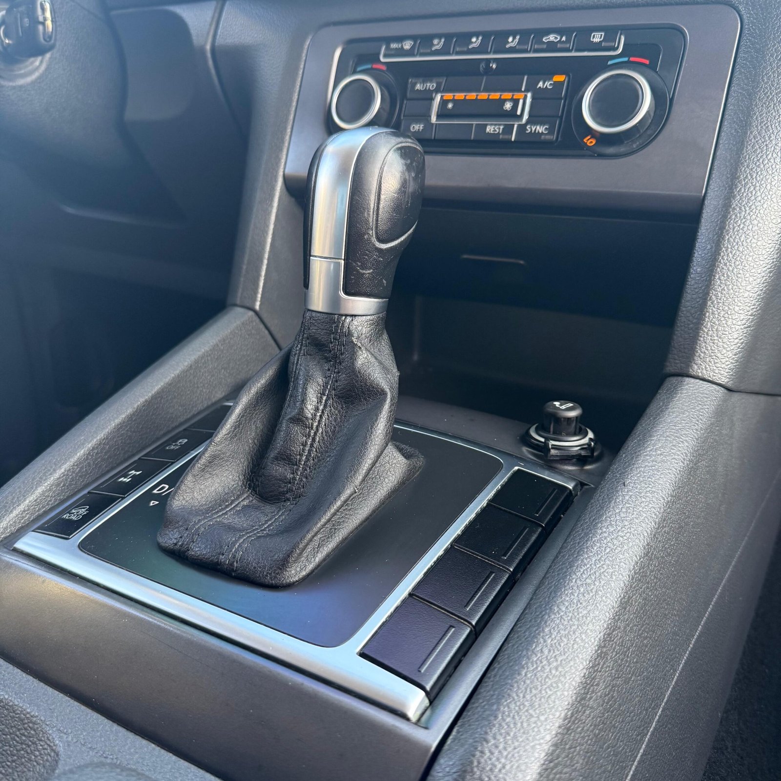 WhatsApp Image 2025-10-25 at 17.33.36 (1)