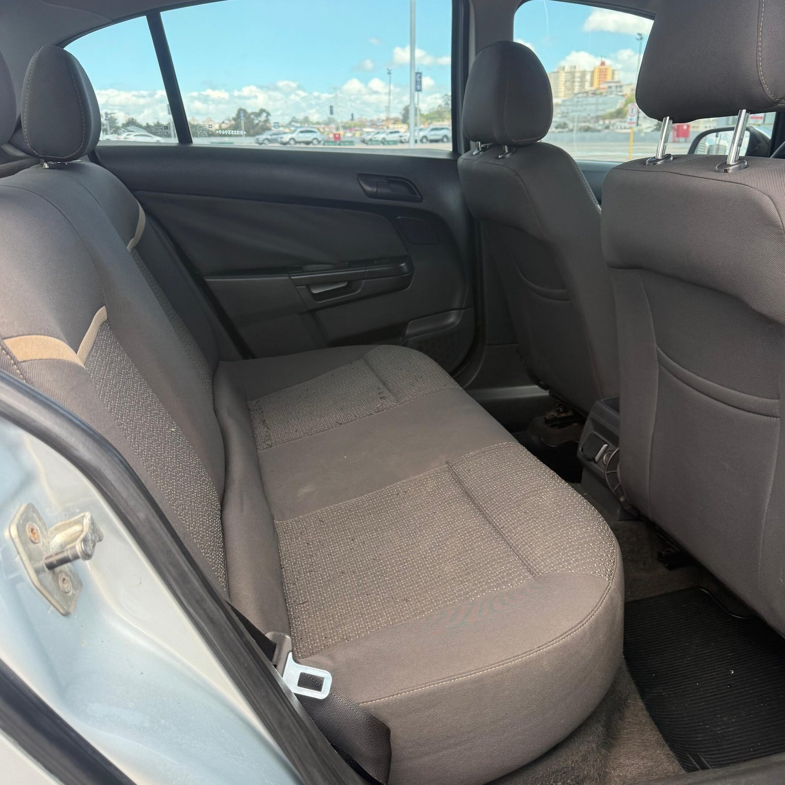 WhatsApp Image 2025-10-28 at 11.14.32 (1)