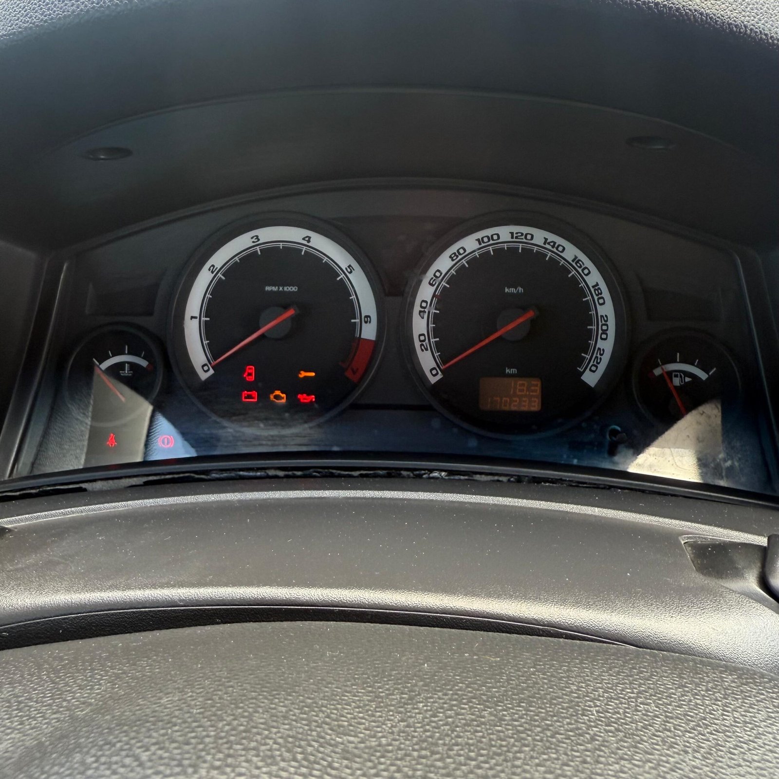 WhatsApp Image 2025-10-28 at 11.14.32 (2)