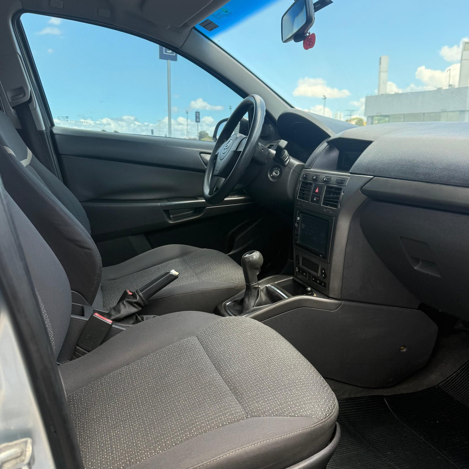 WhatsApp Image 2025-10-28 at 11.14.32