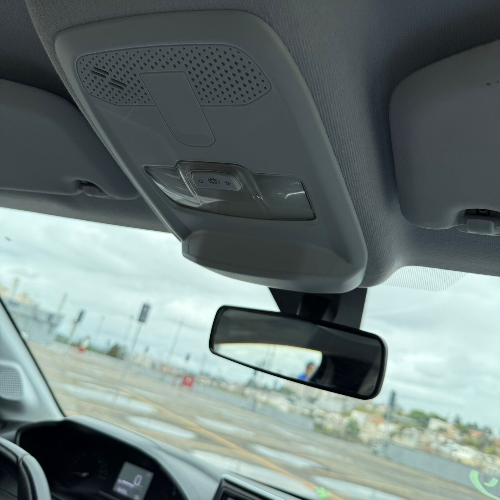 WhatsApp Image 2025-09-26 at 11.51.23 (2)