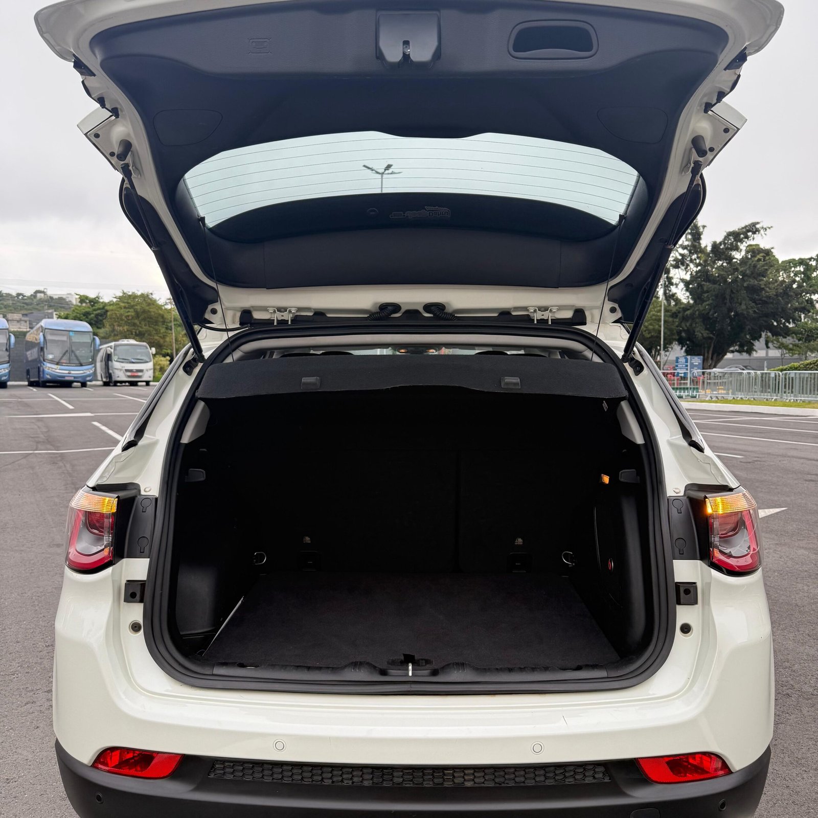 WhatsApp Image 2025-12-03 at 17.32.46 (10)