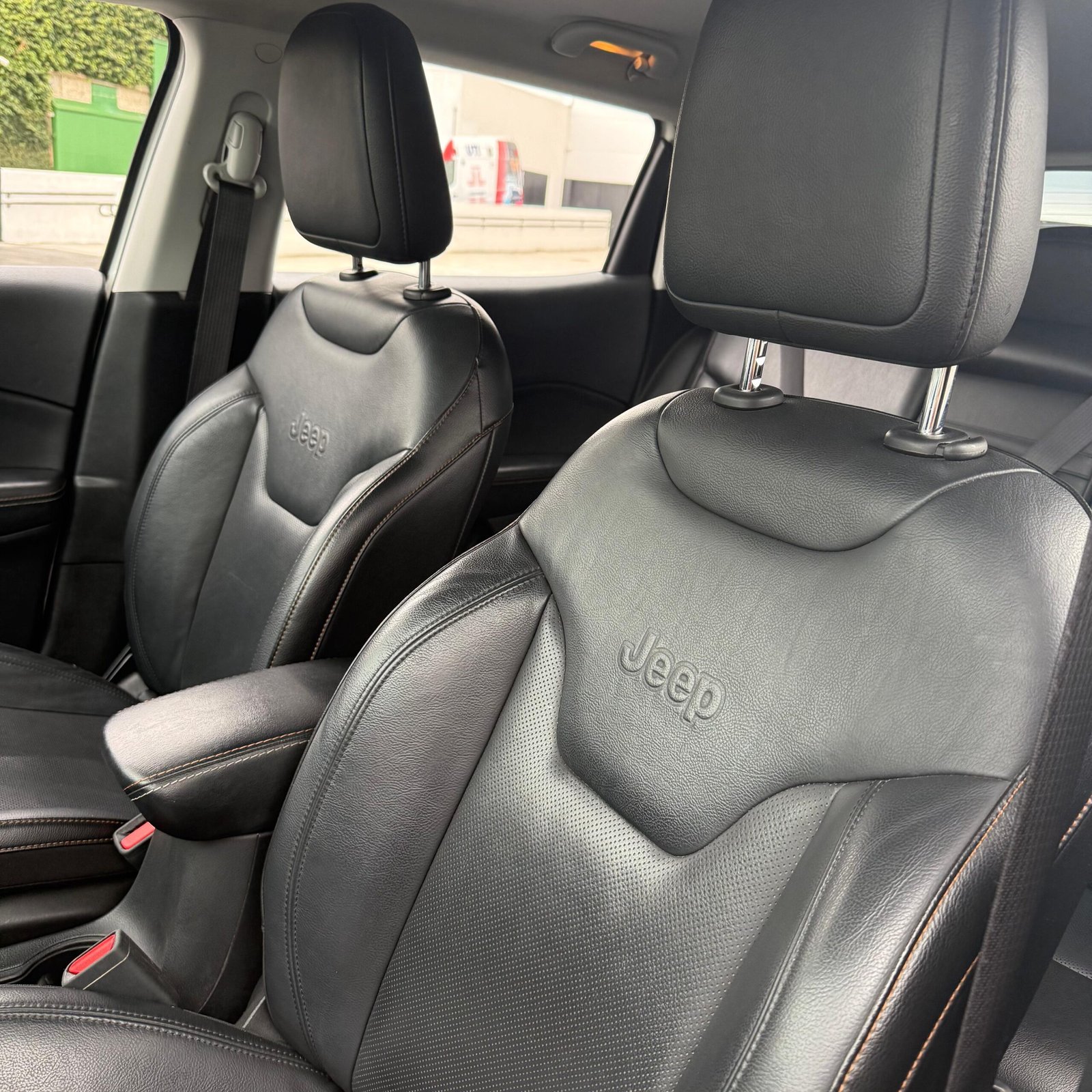 WhatsApp Image 2025-12-03 at 17.32.46 (8)