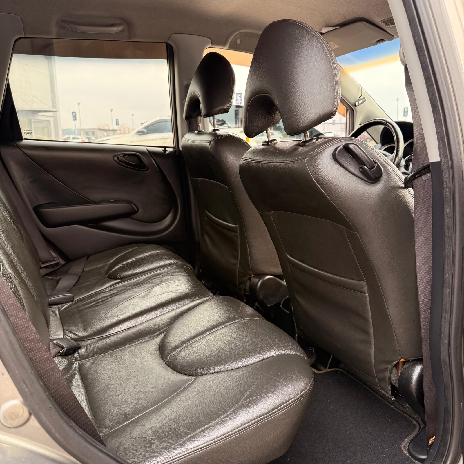 WhatsApp Image 2025-12-08 at 11.17.32 (10)