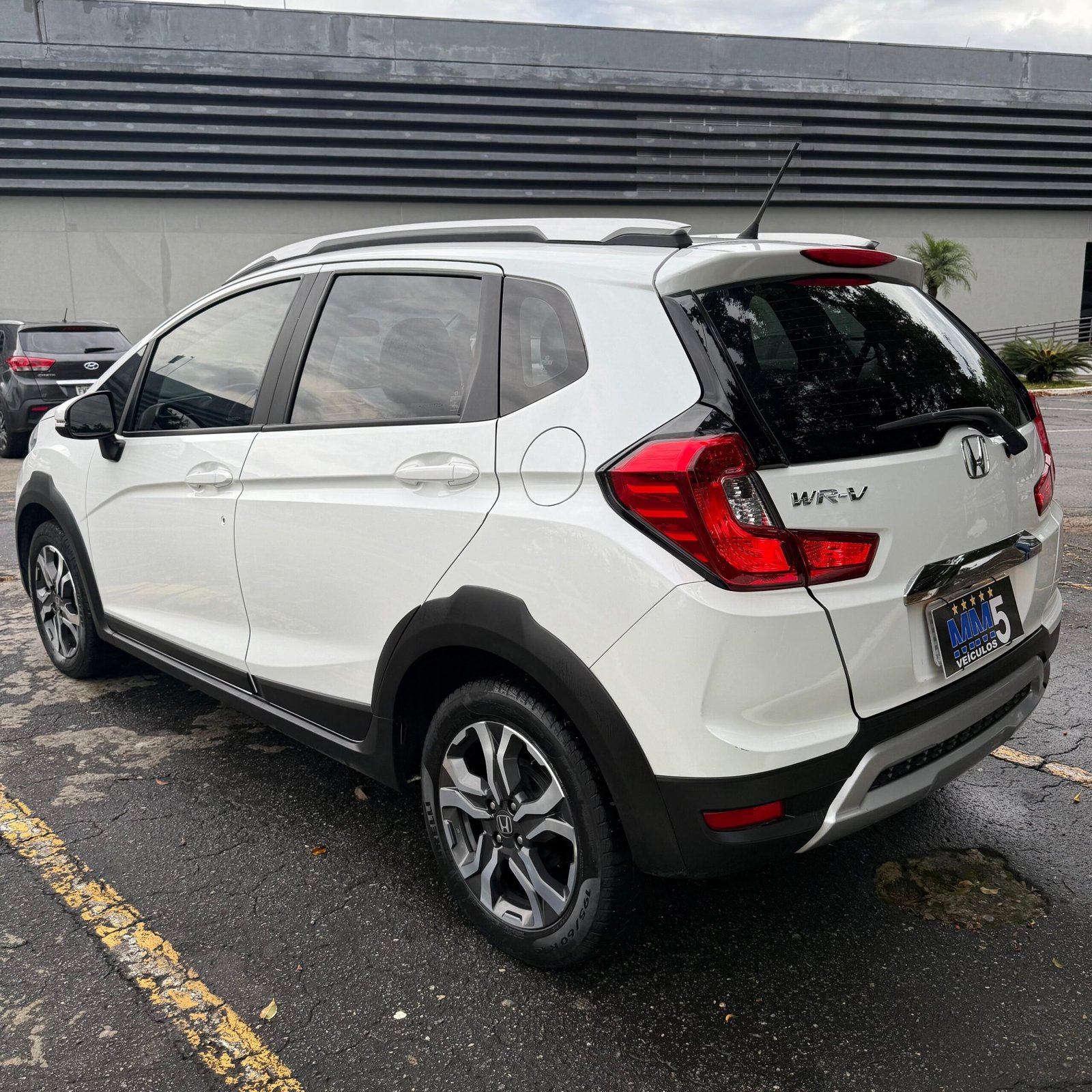 WhatsApp Image 2025-12-13 at 17.01.39 (1)