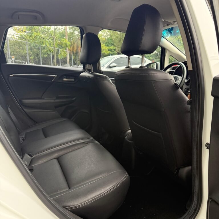 WhatsApp Image 2025-12-13 at 17.01.39 (9)