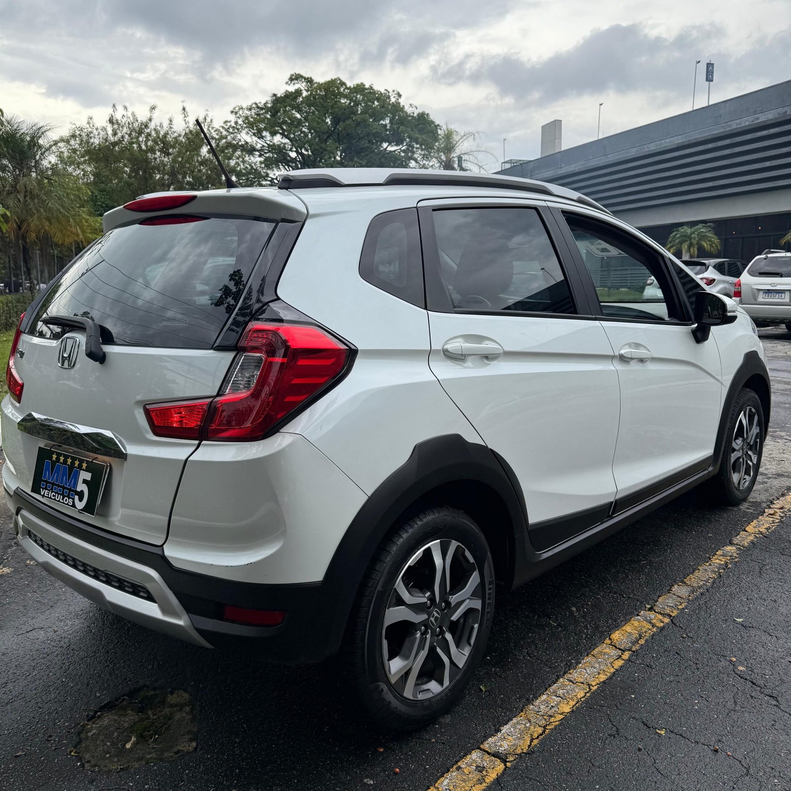 WhatsApp Image 2025-12-13 at 17.01.39