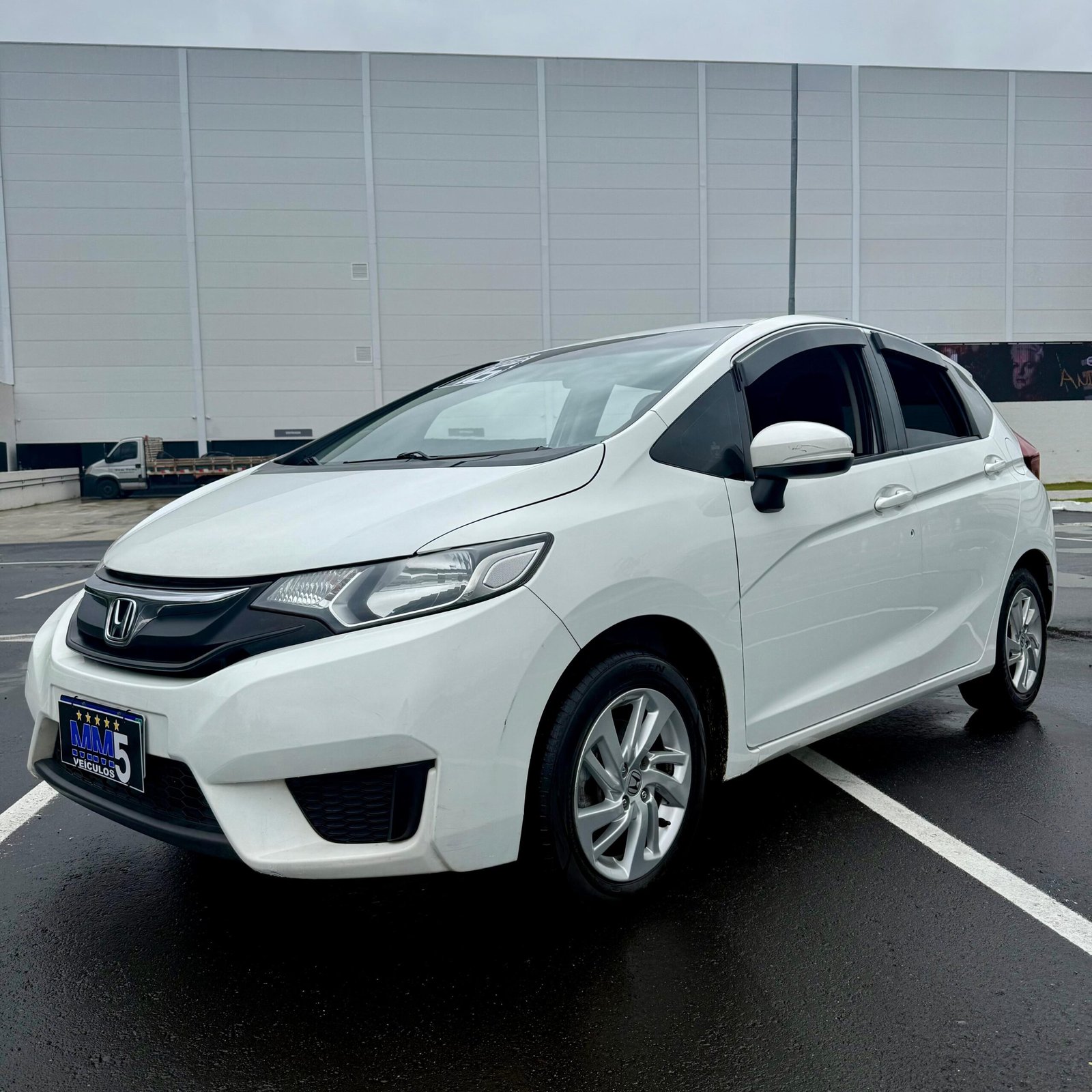 WhatsApp Image 2025-12-17 at 11.17.14