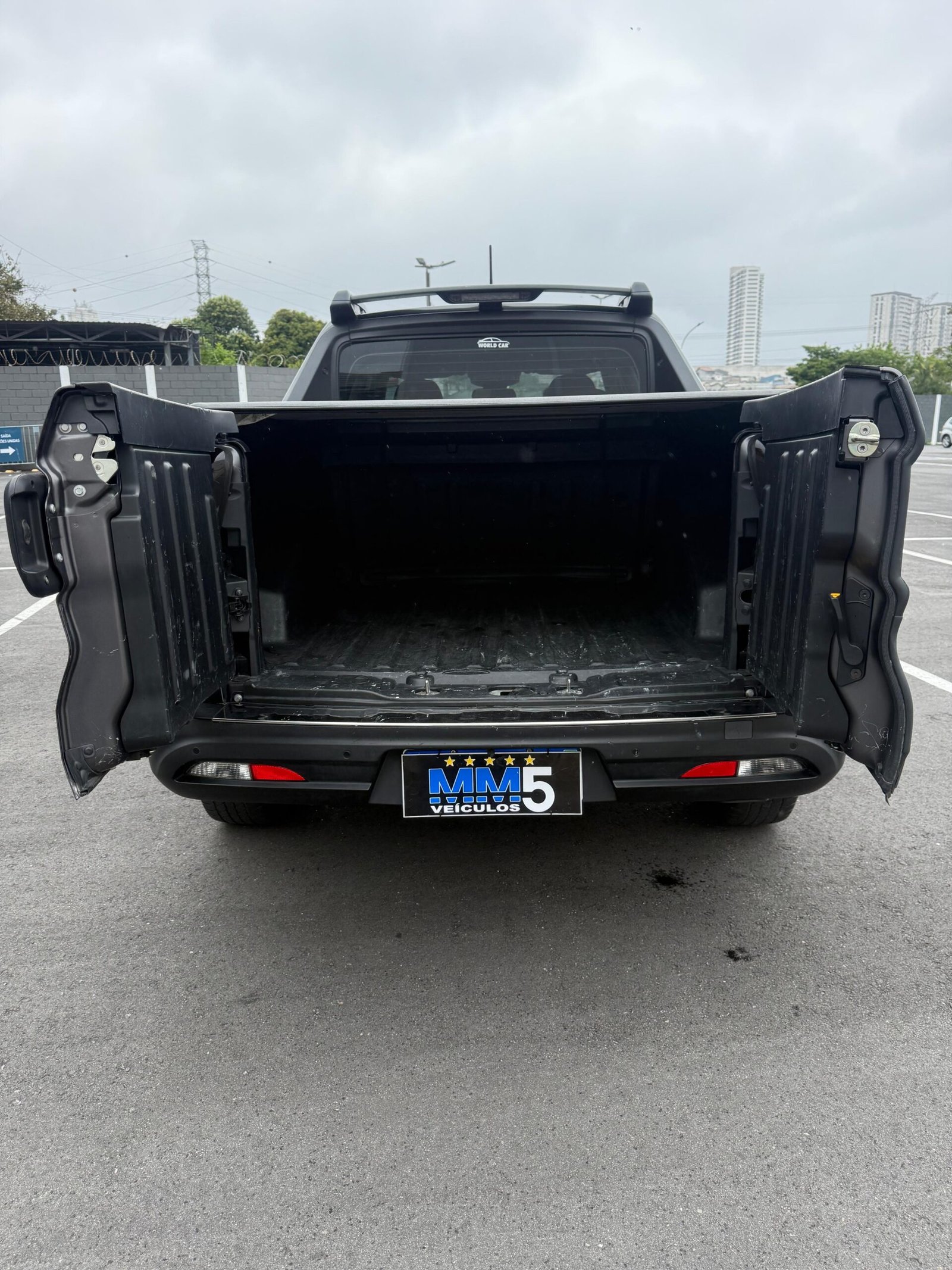 WhatsApp Image 2025-12-18 at 16.41.06 (6)